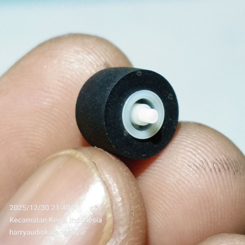 Pinch Roller 9 mm  – Ketebalan 6,6 mm – Karet Roller Tape Cassette Deck – Tape Recorder Tape Deck Ja