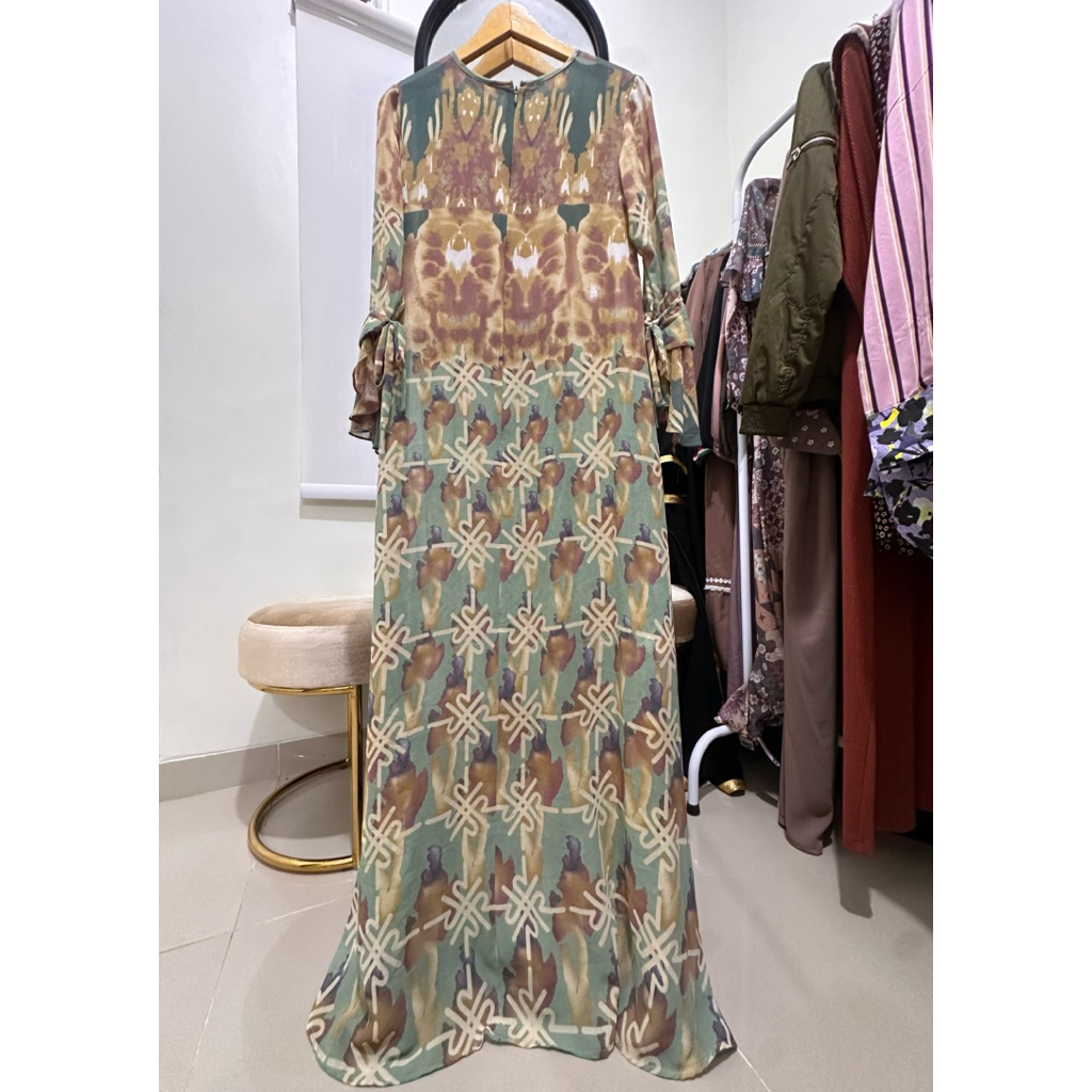 preloved hera dress By Ria Miranda