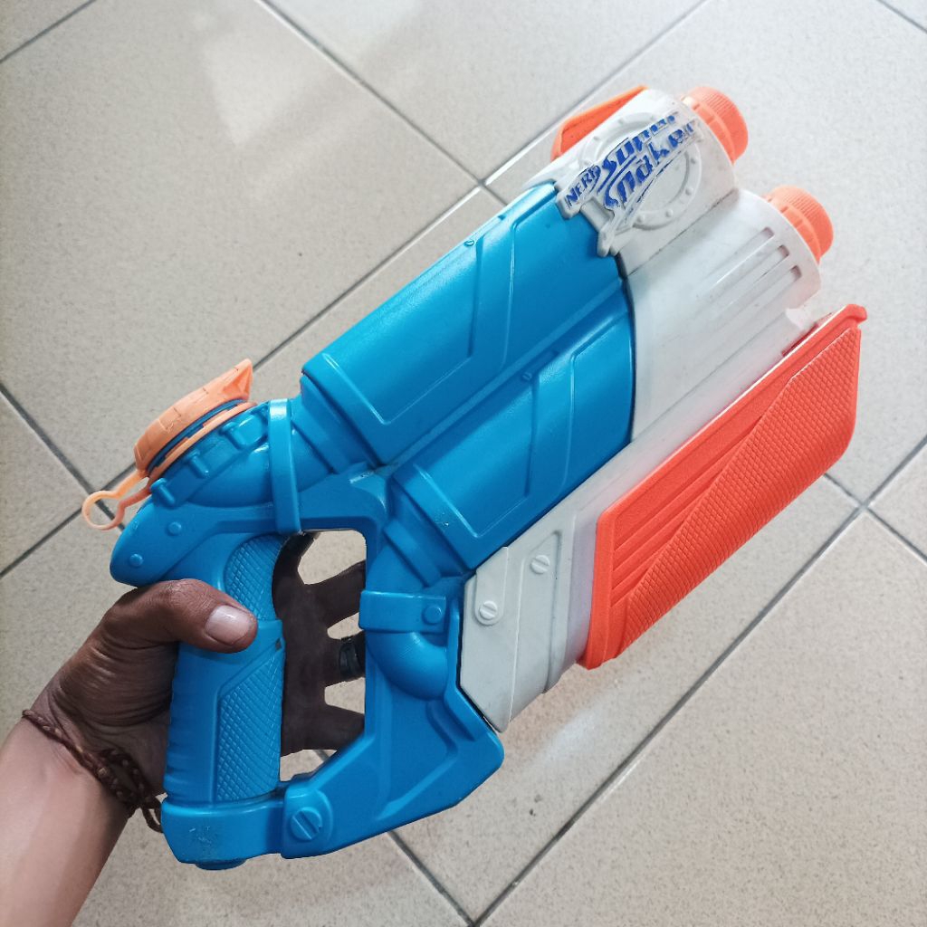 Hasbro Original Nerf Water Gun Pistol Air Mainan
