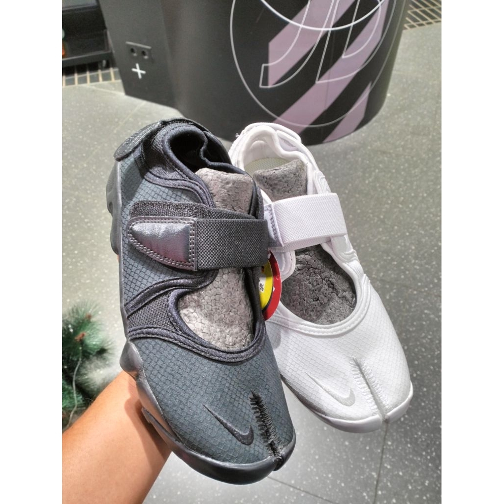 Nike air rift for women original