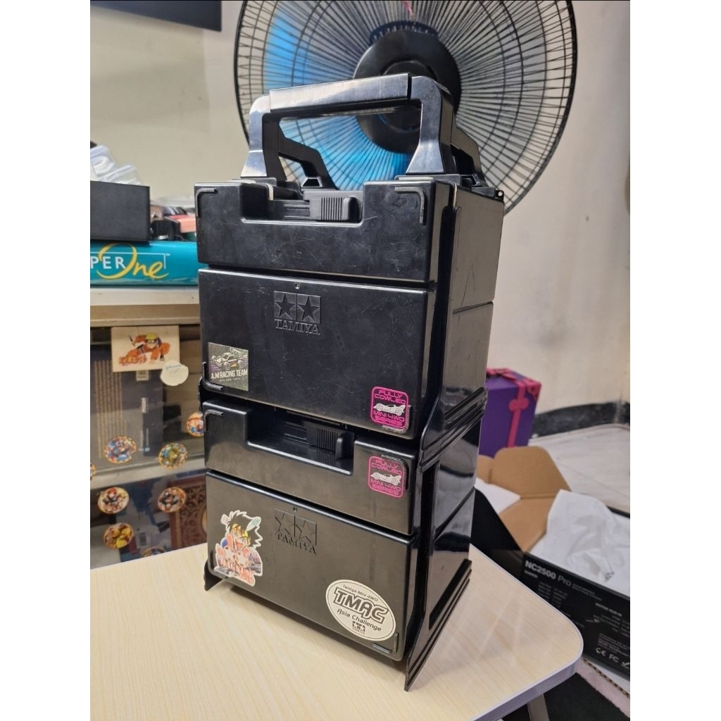 Pit Box Tamiya Original Black Version TMAC Sekat Akrilik & Original Second Bekas Pemakaian Pribadi