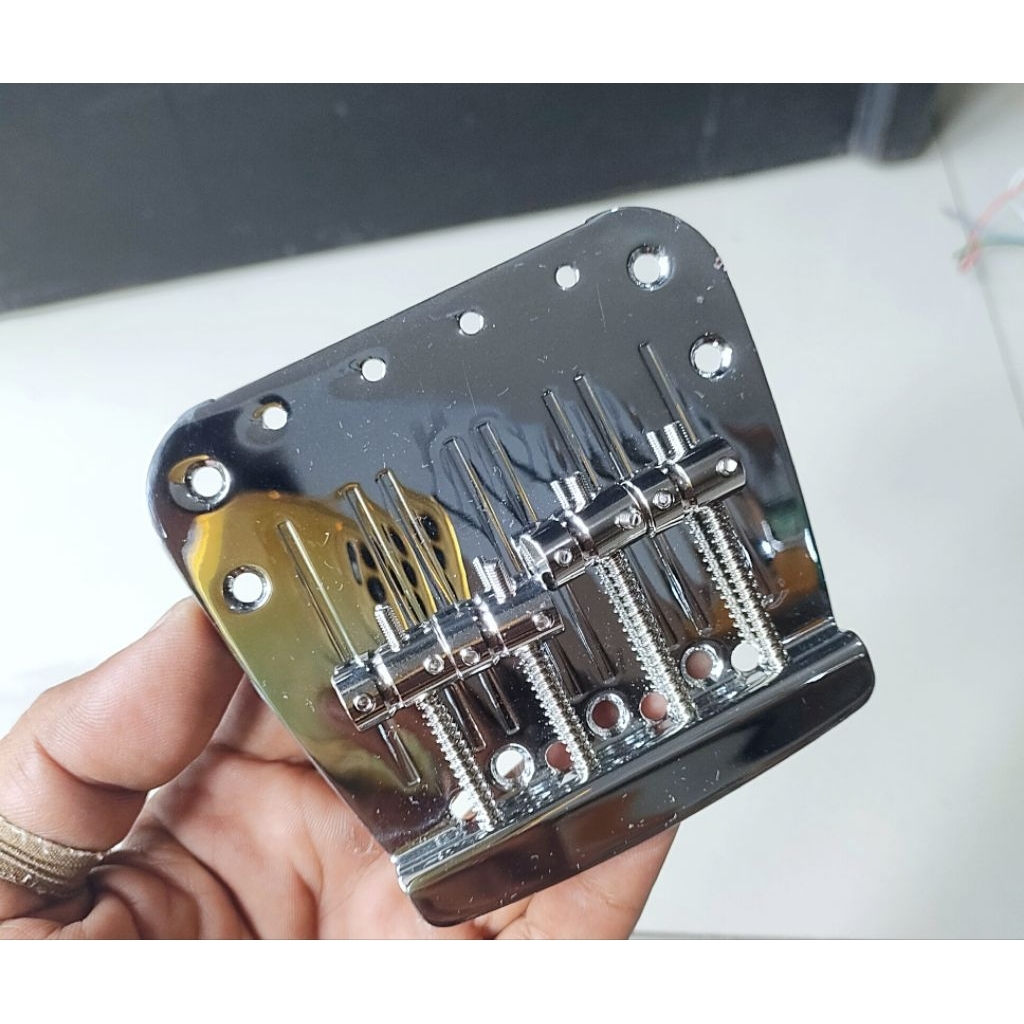 Bridge Bass fender Mustang 4 String Original Chrome