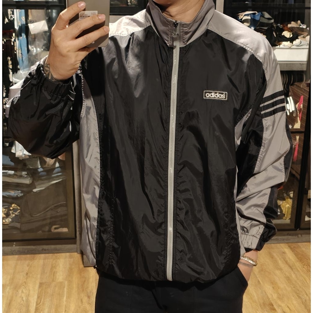 Windbreaker adidas (second)