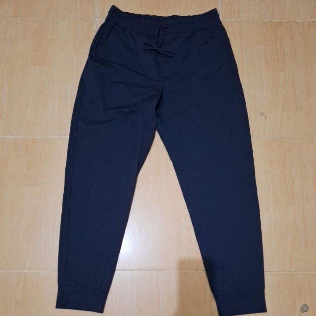 (PRELOVED) CELANA PANJANG DEWASA UNIQLO ORIGINAL