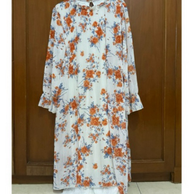 Gamis Motif Bunga Plisket