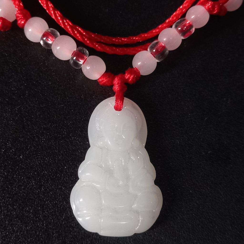 kalung tali merah giok kwan im putih