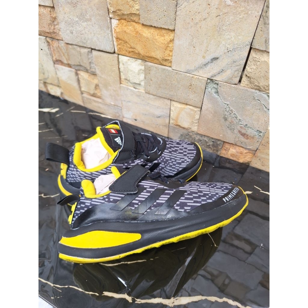 (PRELOVED) sepatu ADIDAS LEGO insole 19CM