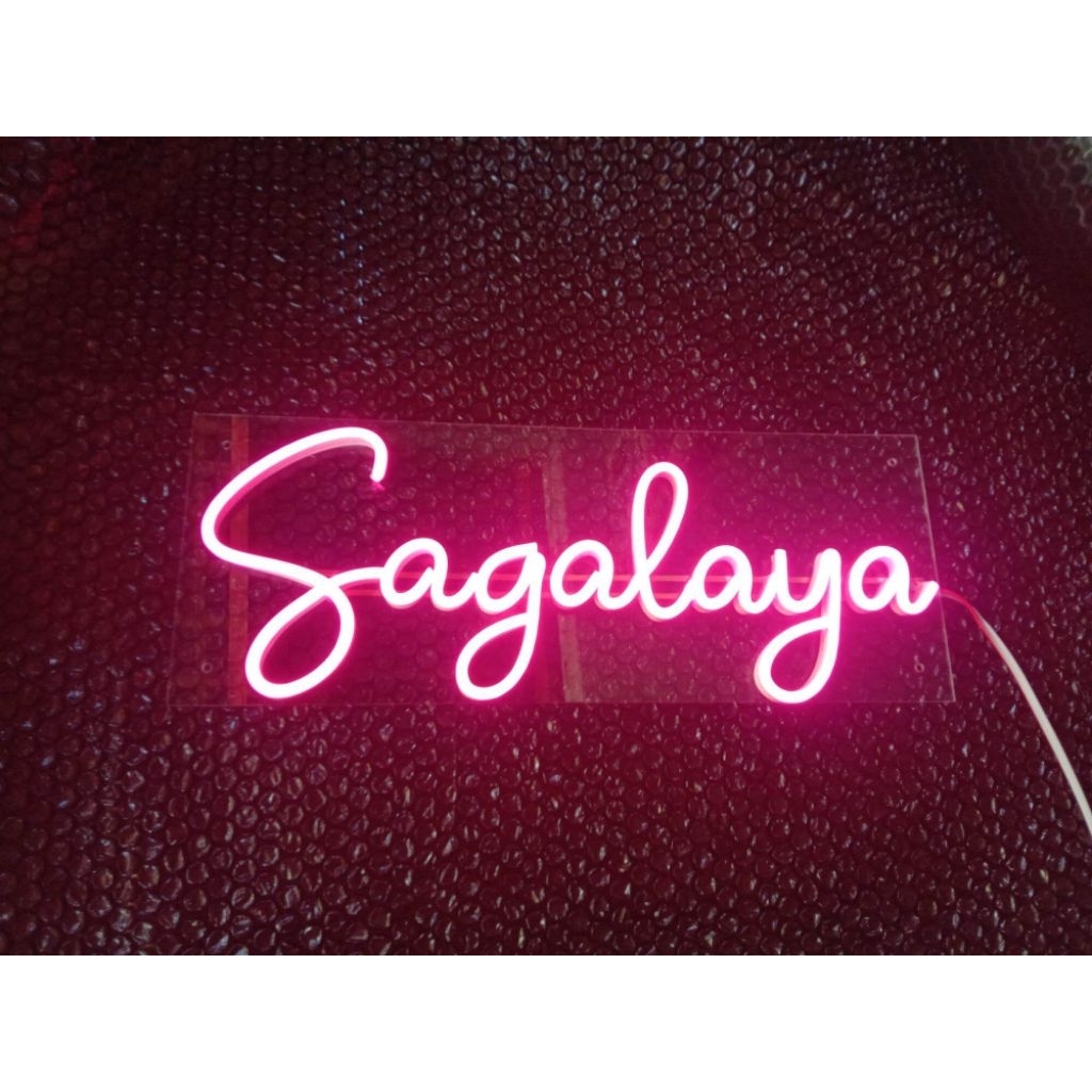 neon flic castem tulisan