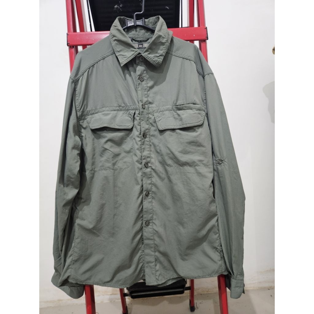 kemeja outdoor dry-fit nylon REI
