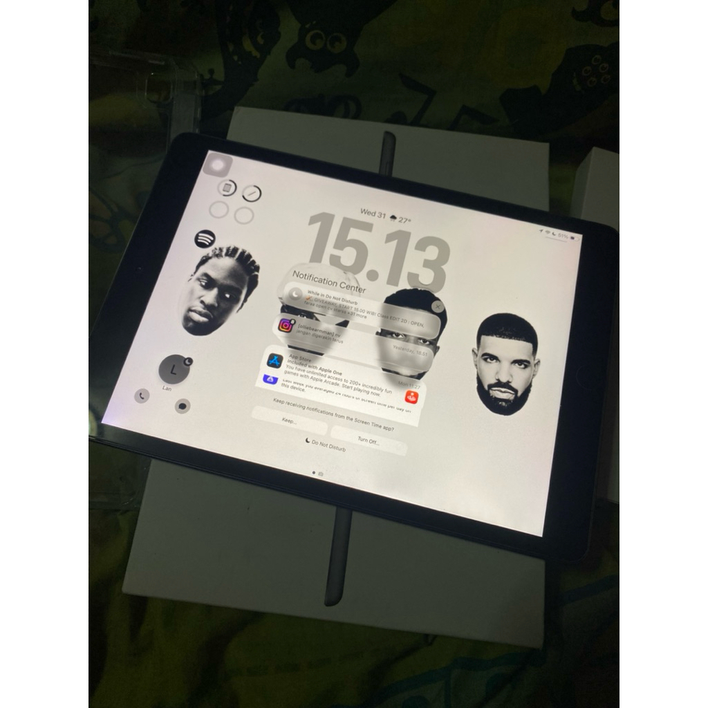 iPad gen 8 32Gb ibox