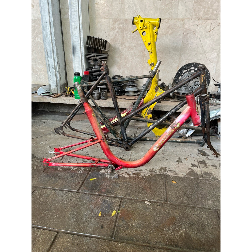 rangka sepeda minion