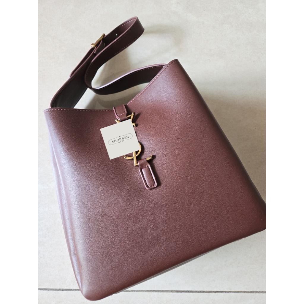 [PRELOVED GREAT CONDITION] YSL LE 5 A 7