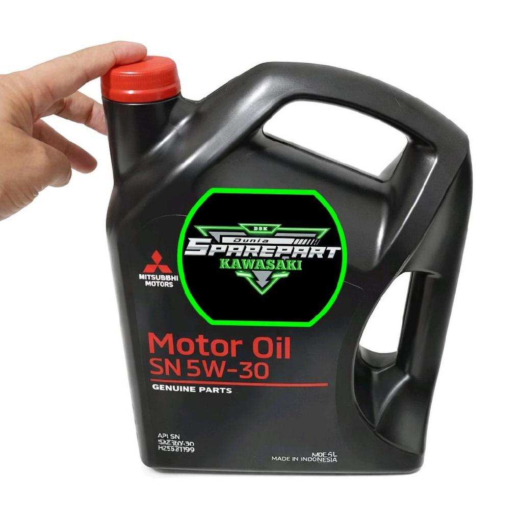 Oli Mesin Mobil Mitsubishi 5W-30 MZ321199 Original 4 Liter Di Jamin Asli Genuine Parts