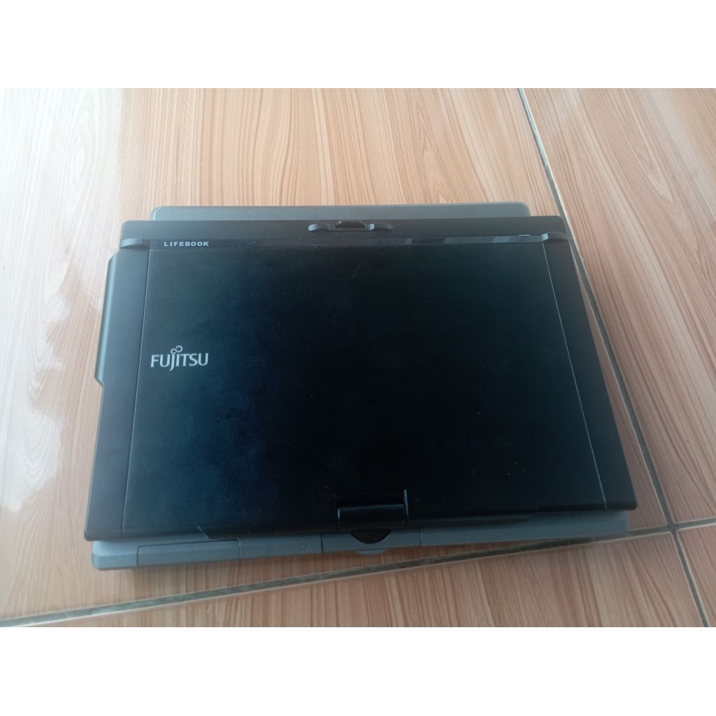 Fujitsu lifebook P1610