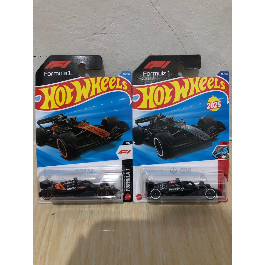 3Pcs Hotwheels F1 + Raijin Expres