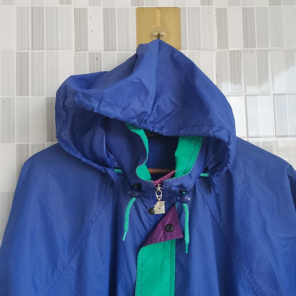 1199 WINDBREAKER VINTAGE KWAY SIZE XL PRELOVED