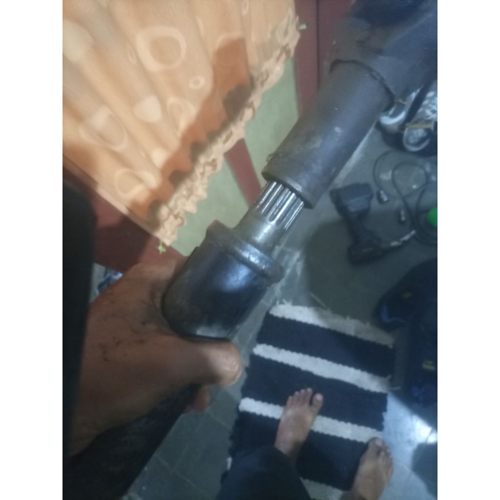 kopel hapel propeller Shaft as gardan belakang crost joint flange yoke transmisi Suzuki Jimny katana