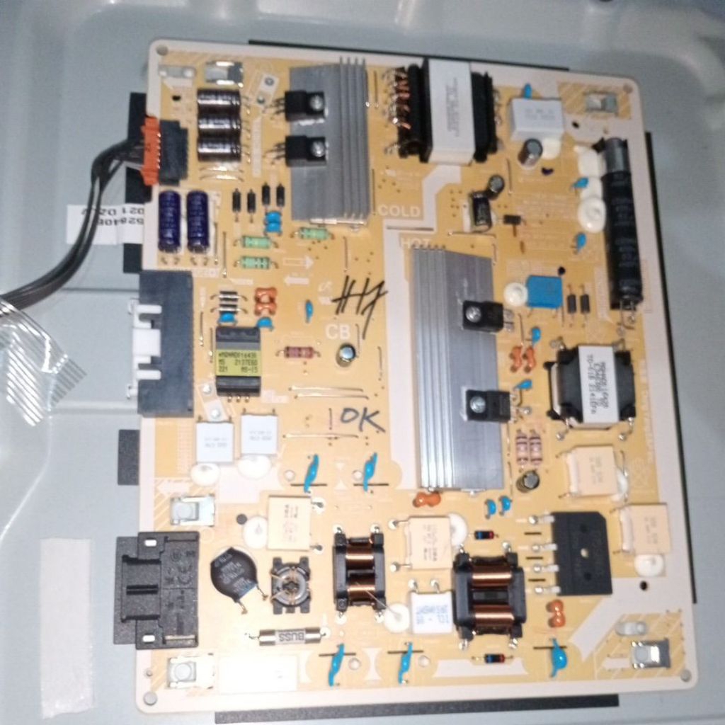 PSU Samsung 43AU8000