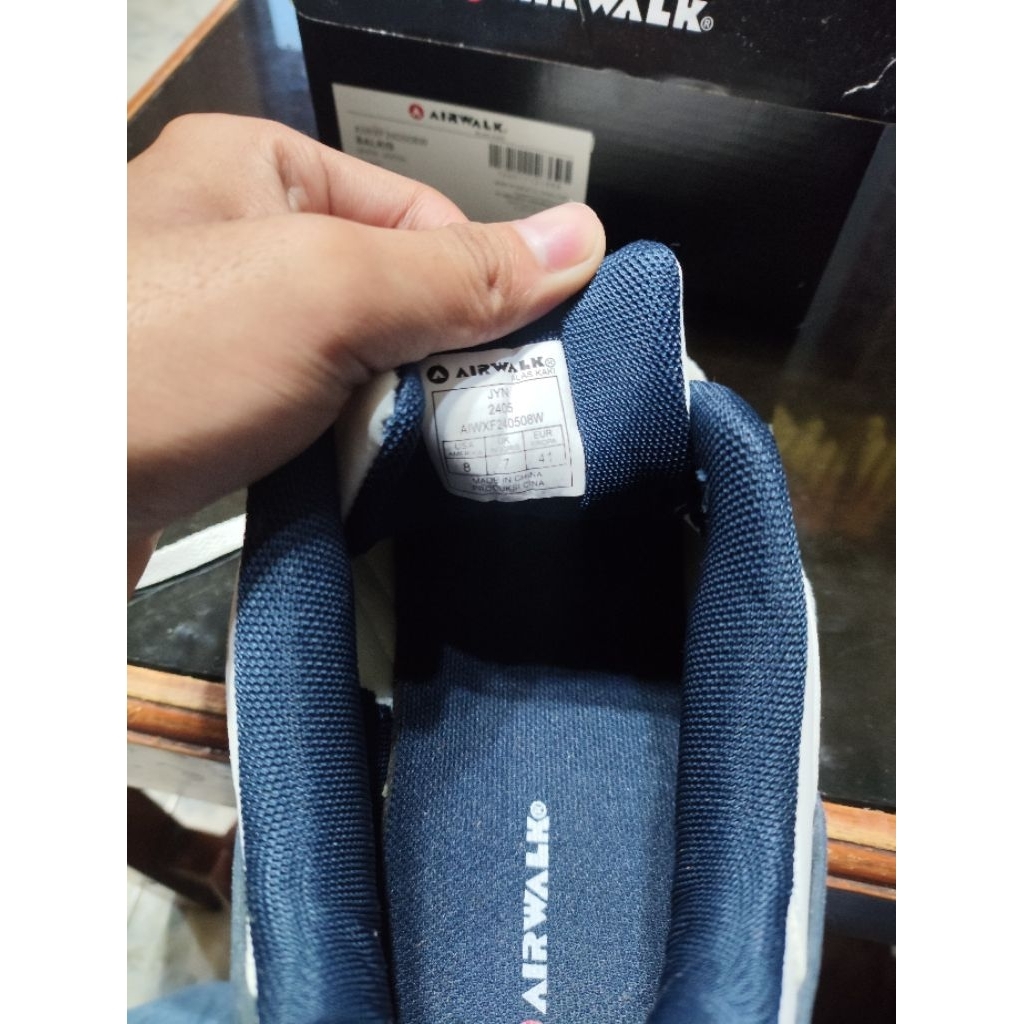 AIRWALK BALKIS SIZE 41 2× PAKAI