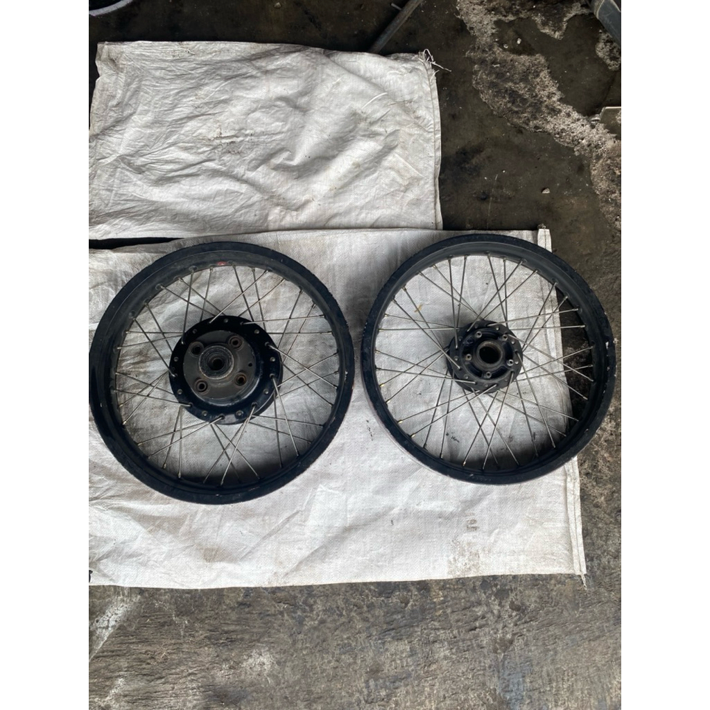 Velg pelek ruji honda GL pro GL max second lepasan motor