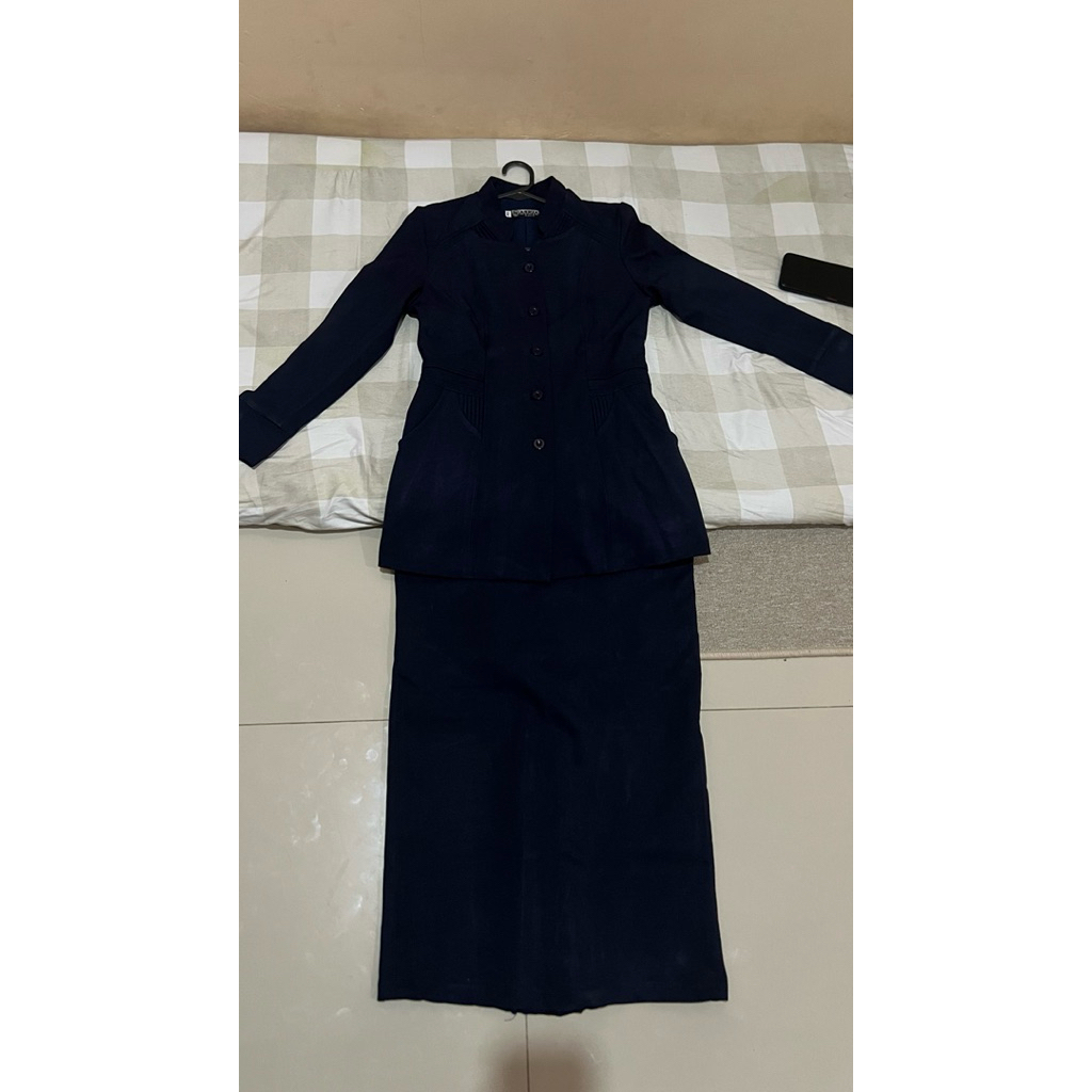 PRELOVED BAJU GURU/BAJU BIRU GURU/PDH BIRU GURU