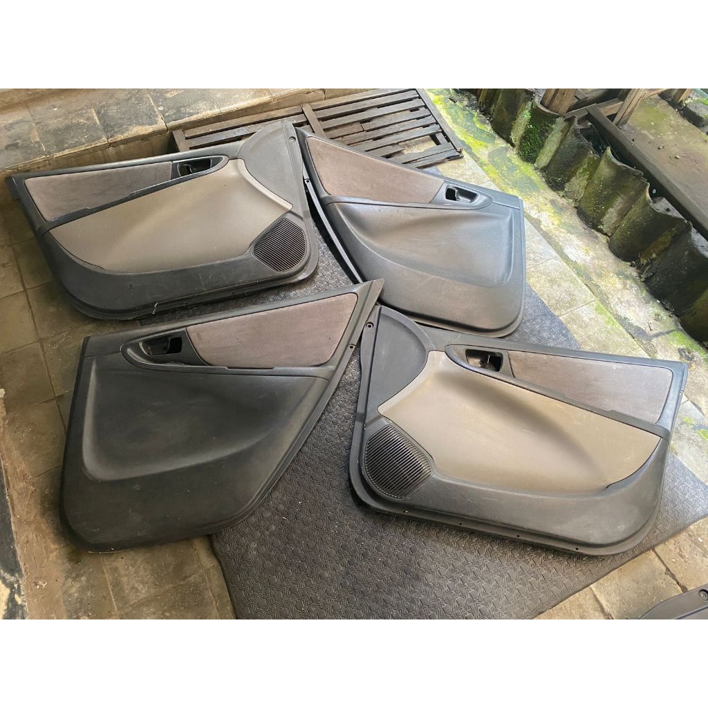 doortrim vios gen 1 set saklar power window