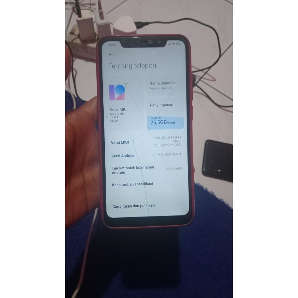 redmi note 6 pro 4/64 minus (cek deskripsi)