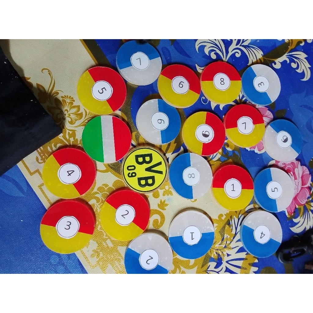 biji Carambol atau biji karambol ukuran 5cm , tebal 4 mm warna bening