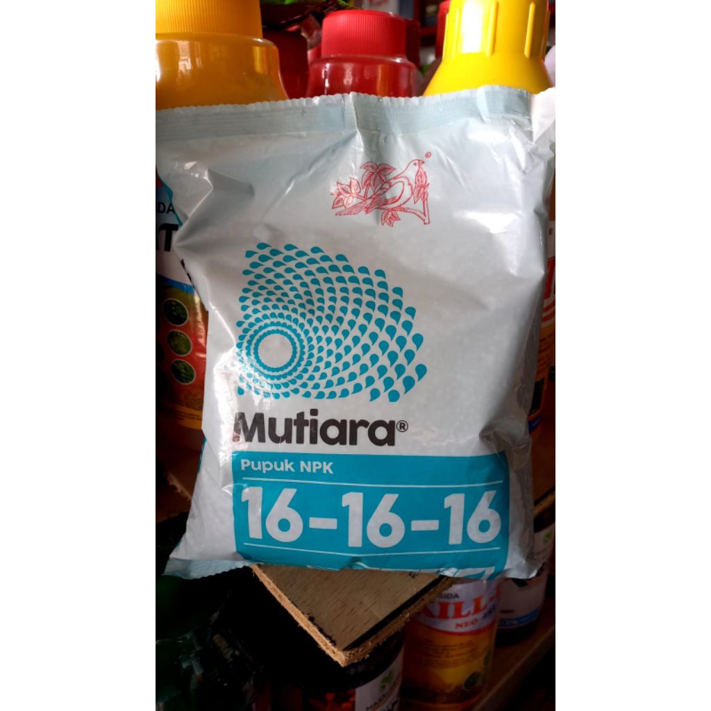 pupuk NPK Mutiara 1 kg
