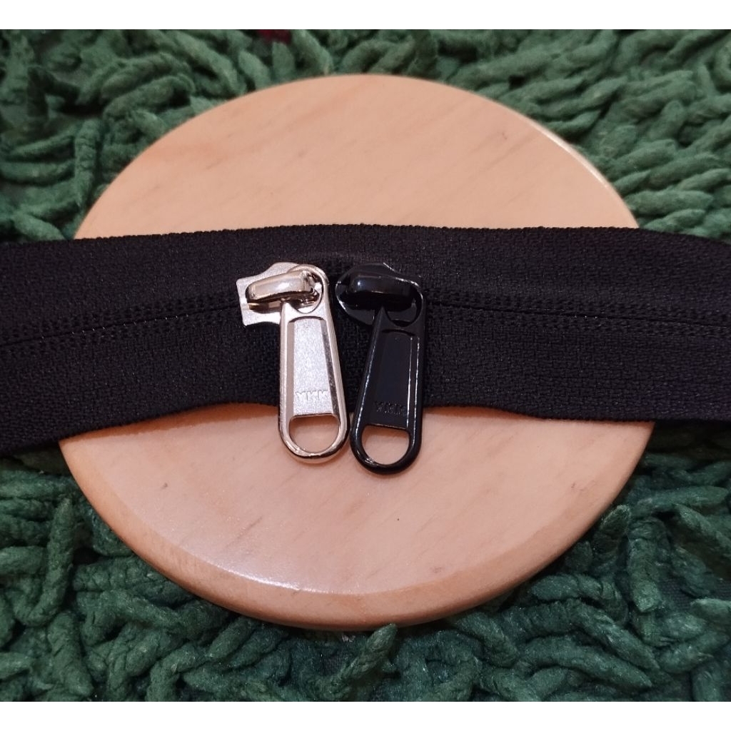 kepala resleting YKK no 5 Terbalik model panjang