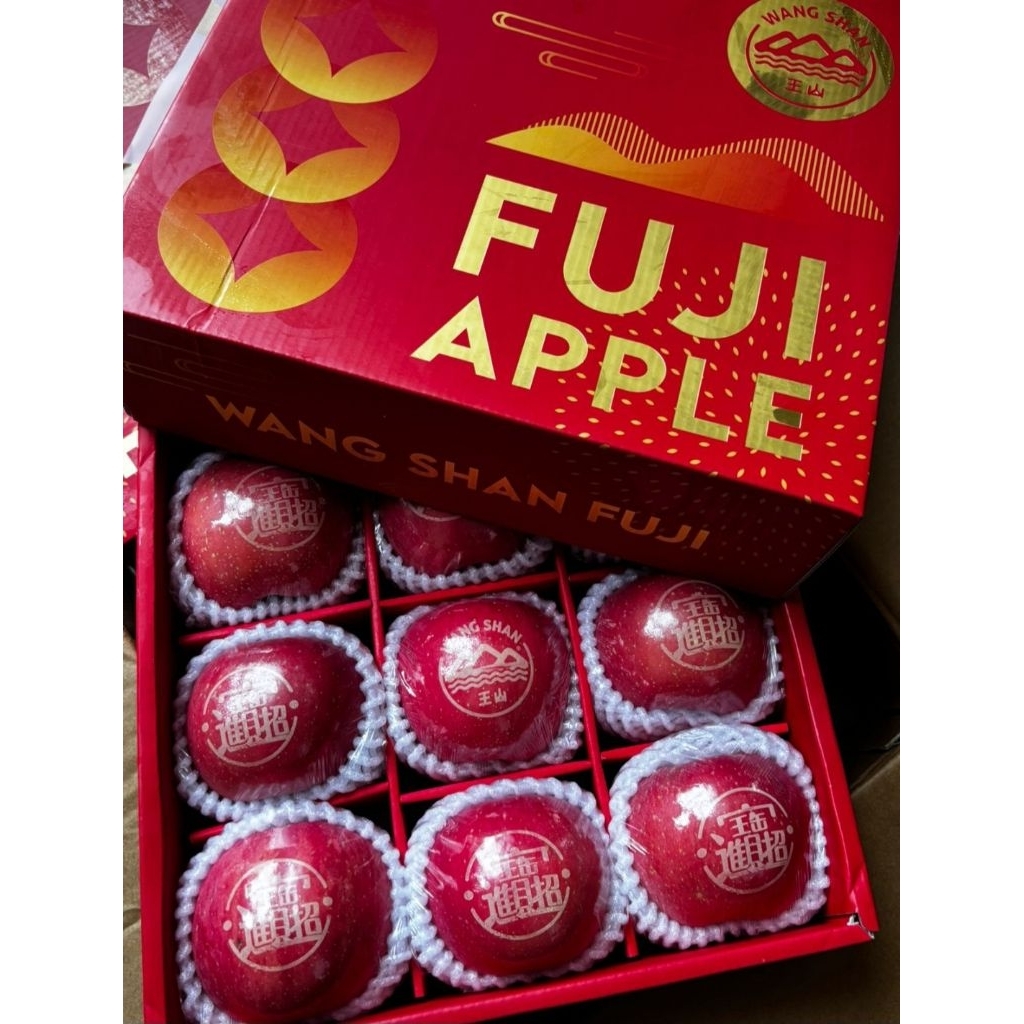 Apel Fuji Wangshan Tattoo giftpack isi 9 Apel Imlek Hampers Imlek