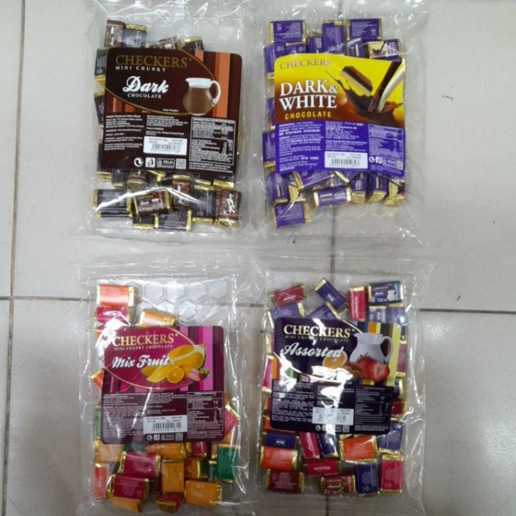 Checkers Mini Chunky Coklat Almond / Assorted /Dark / Mix Fruit / Dark & White IMPORT 300gr