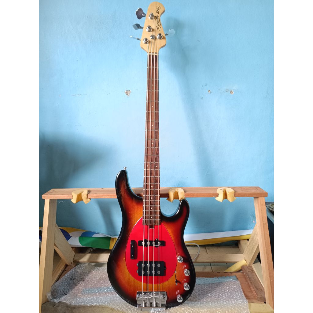 Bass Custom Model Musicman Sterling SB14