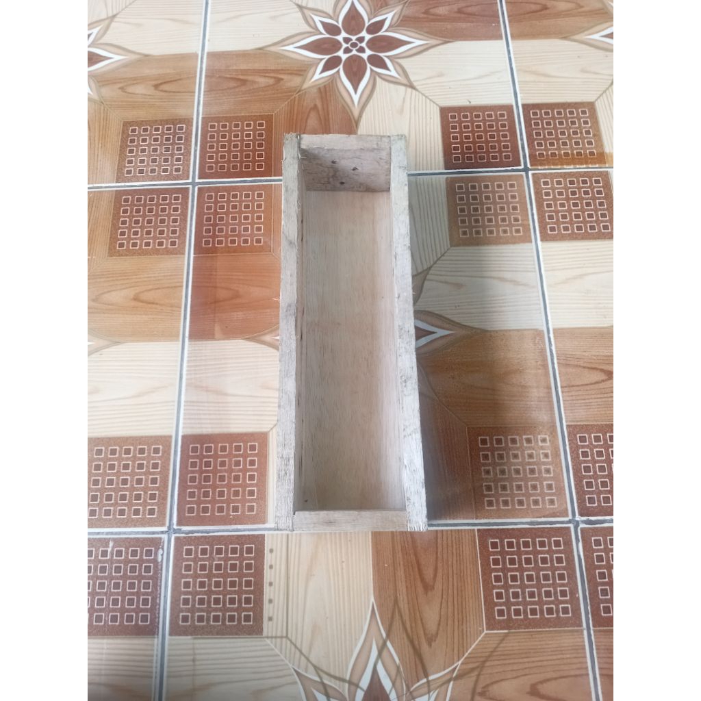 Tempat Pakan Ayam Anti tumpah