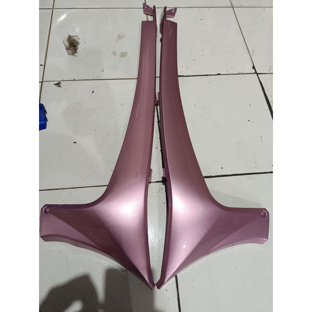 Skirt R, L, cover body samping kymco free lx