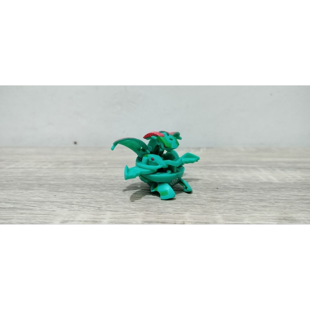bakugan toys  ventus green percival