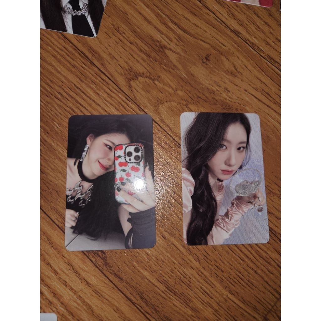 Photocard ITZY Chaeryeong Limited Edition