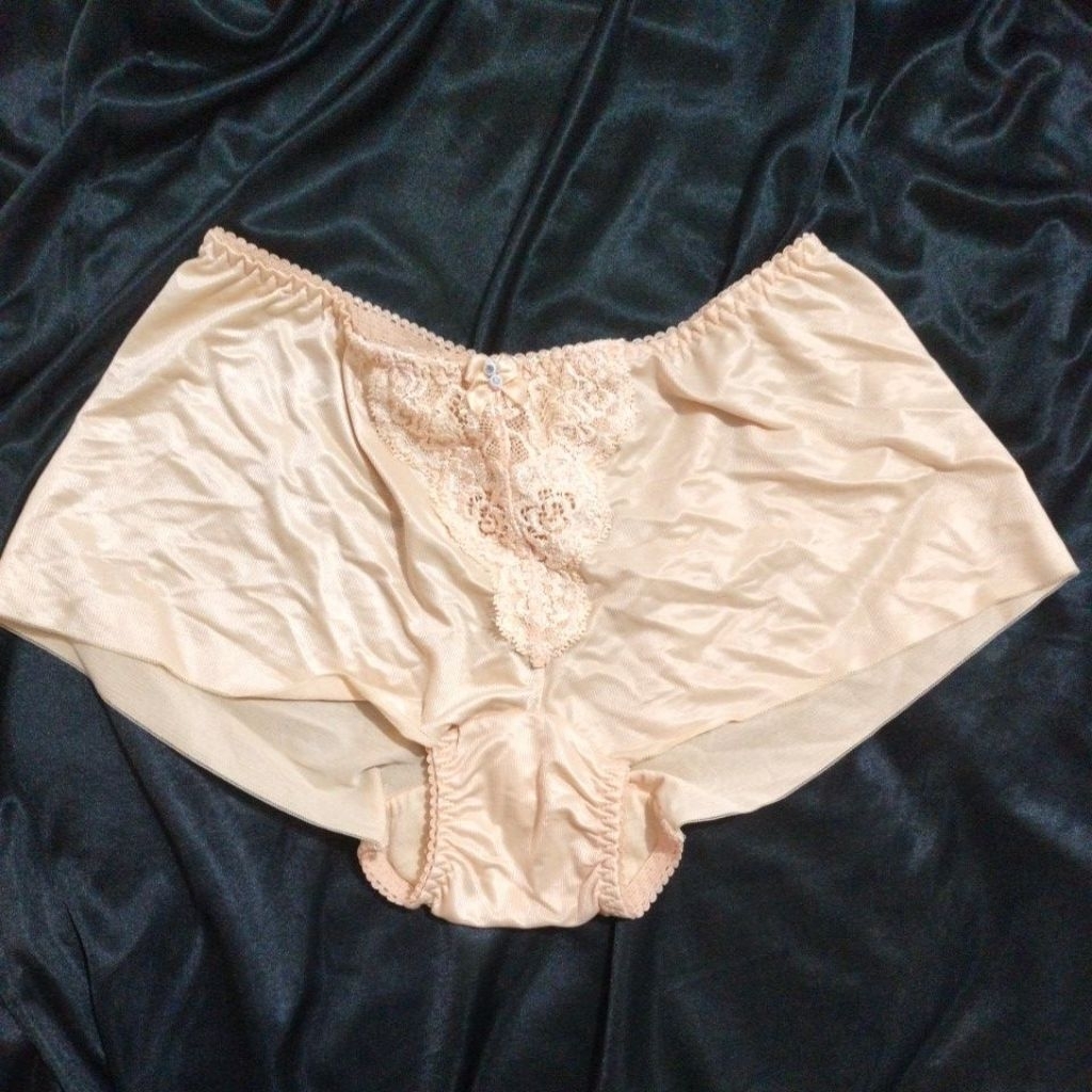 CD satin size M SILKY GOLDY