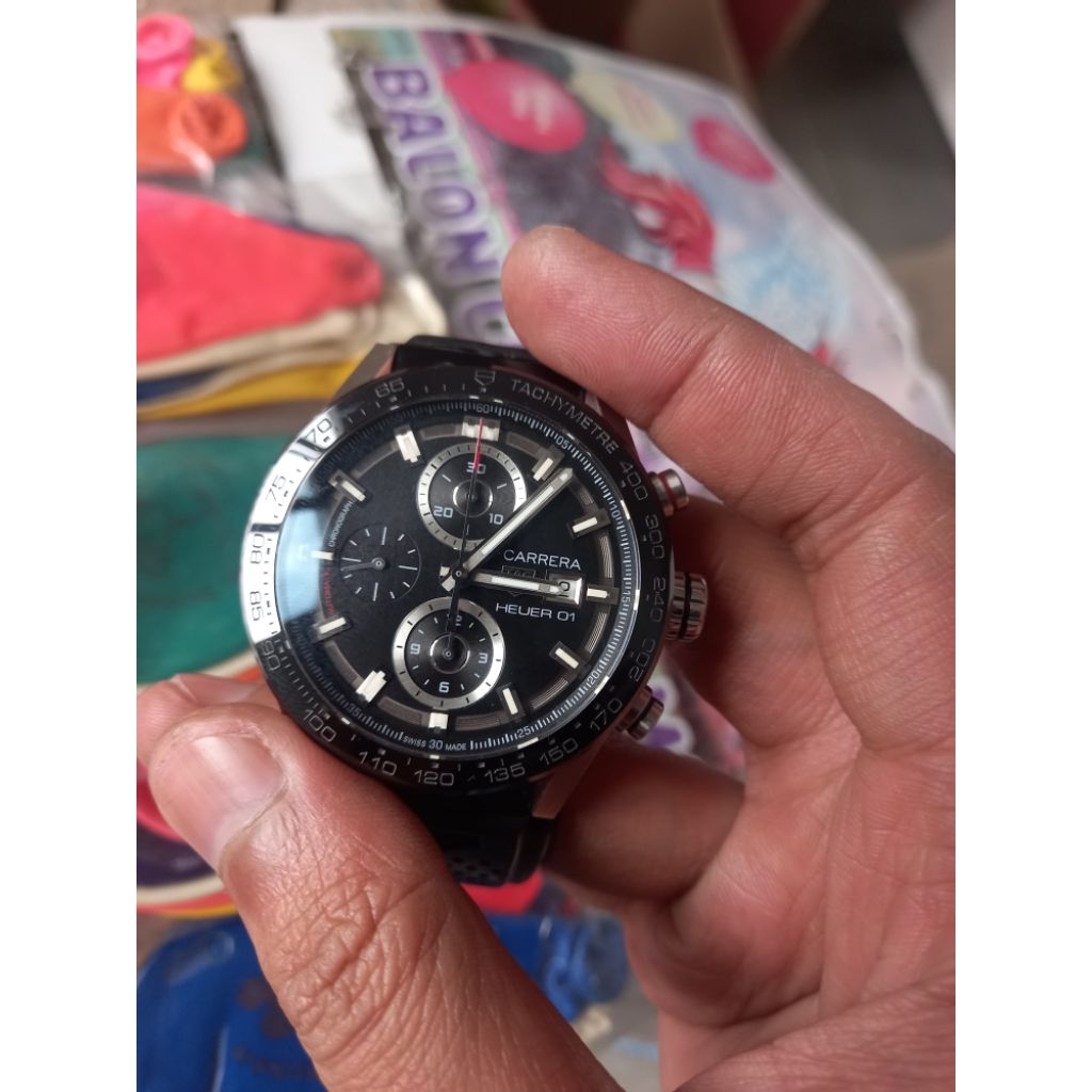 jam bekas carera heuer 01