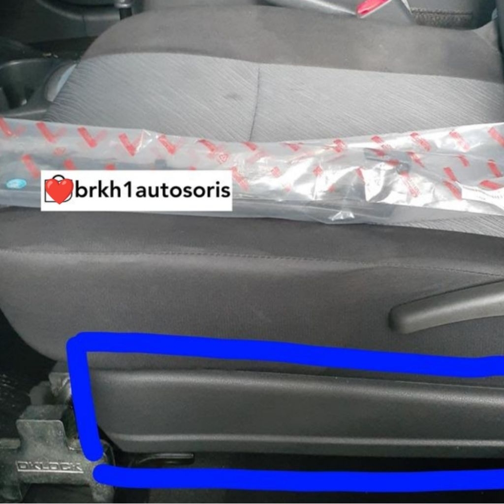 Cover Samping Jok LH Passanger Ayla Agya gen 1 2016