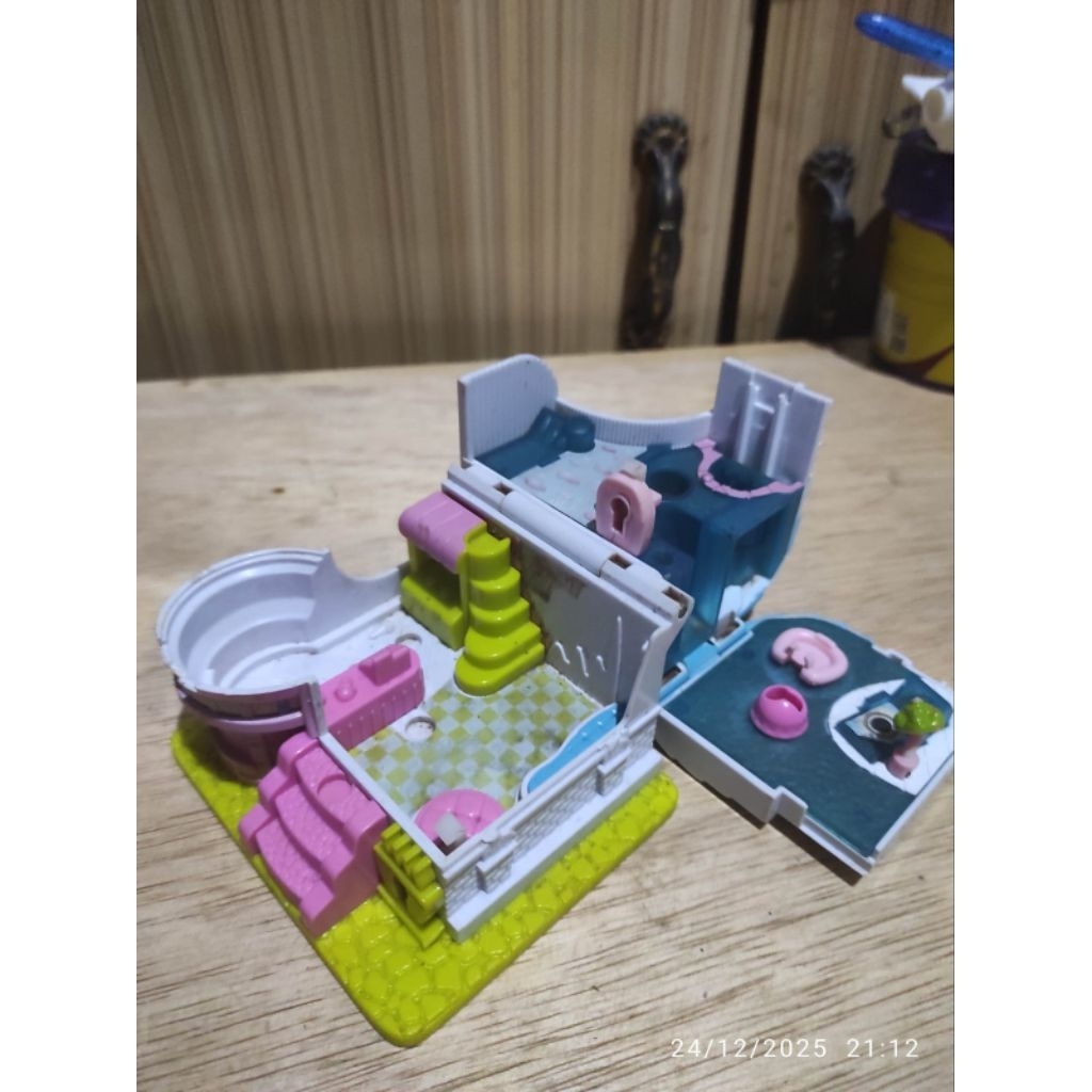 Mini Magic DollHouse Chill Chill Cafe