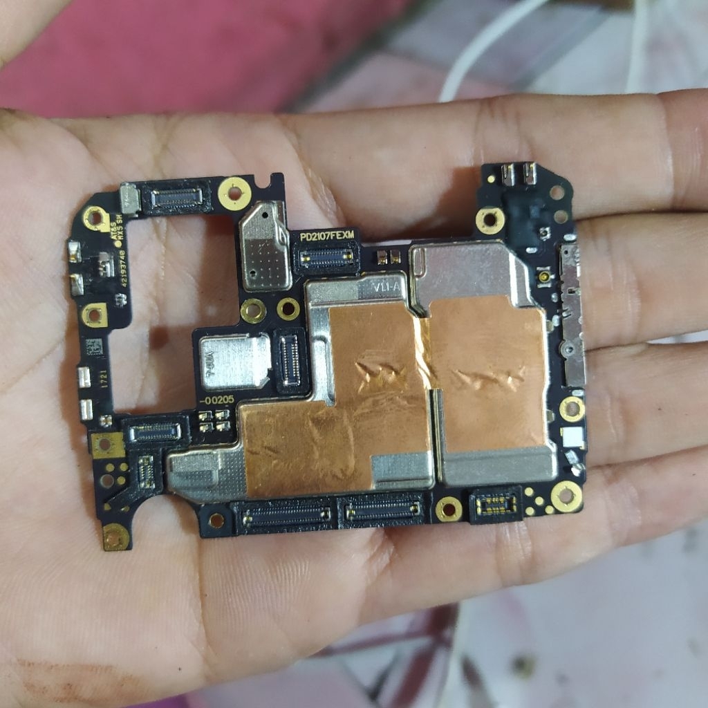 vivo v21 4G ram 8 mesin only normal tested bening perawan bergaransi