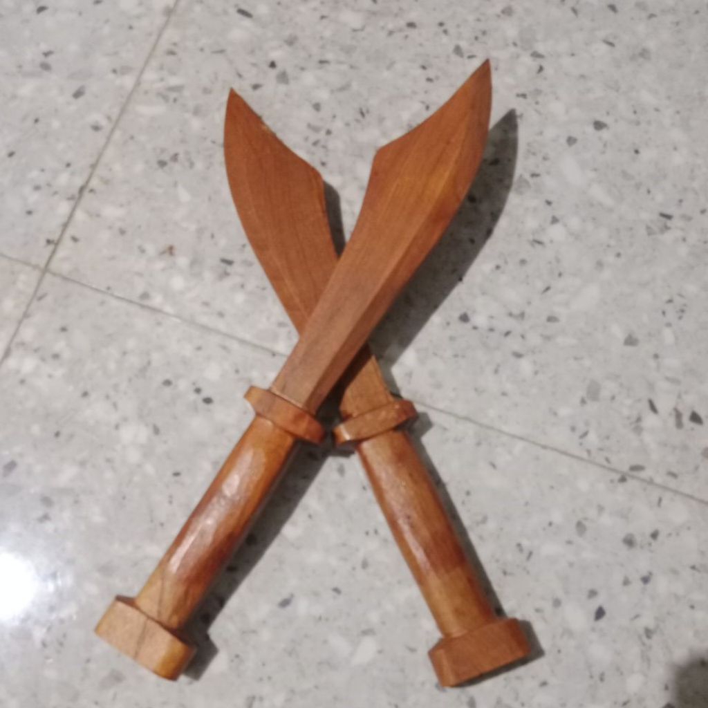 Belati Kayu pencak silat/Belati Kayu Latihan silat