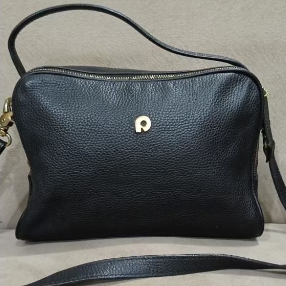 TAS SELEMPANG PAPILLON SEKEN WARNA HITAM MULUS