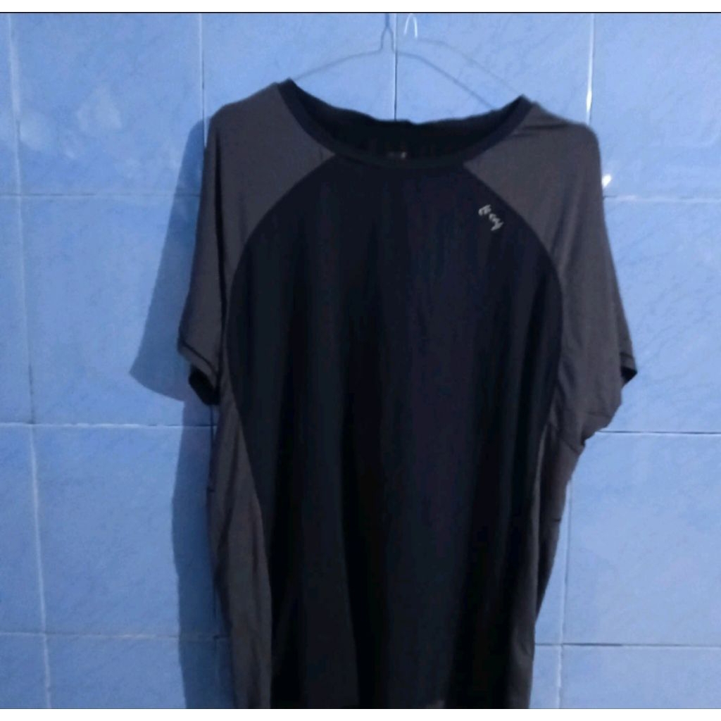 lecaf kaos olahraga lengan pendek
