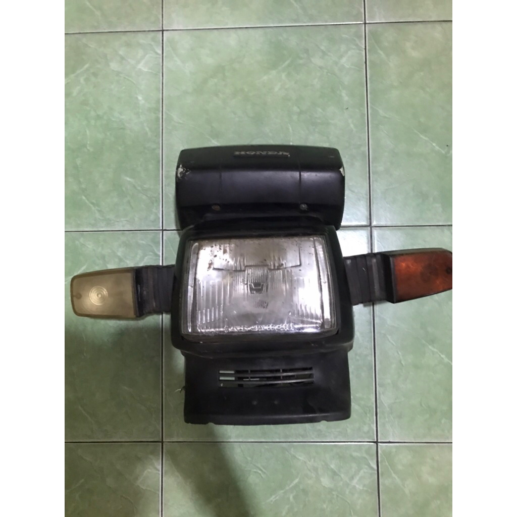 Lampu Depan Set Breket Lampu Depan Spidometer Speedometer Honda GL Pro GL Max Neotech Original Copot