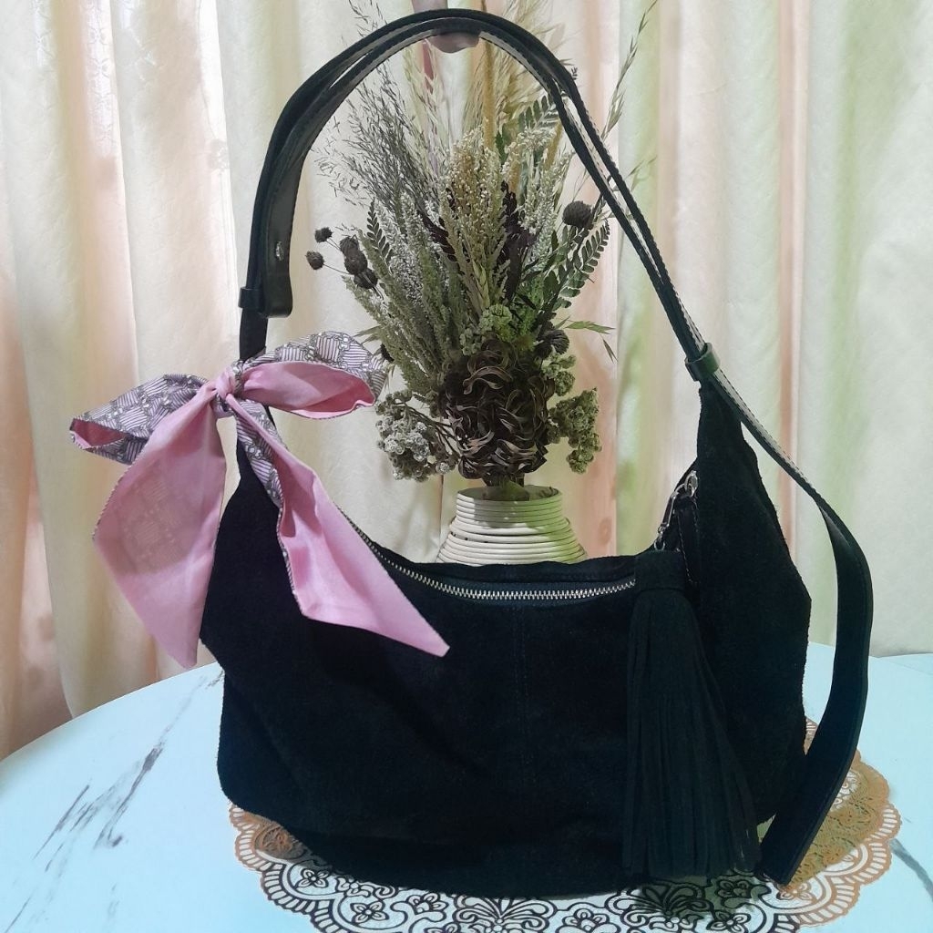 Tas Sling Hobo Sabit Half Moon NOTHING WRITTEN K0REA BLACK SUEDE LEATHER Kulit Asli Hitam BONUS Tass