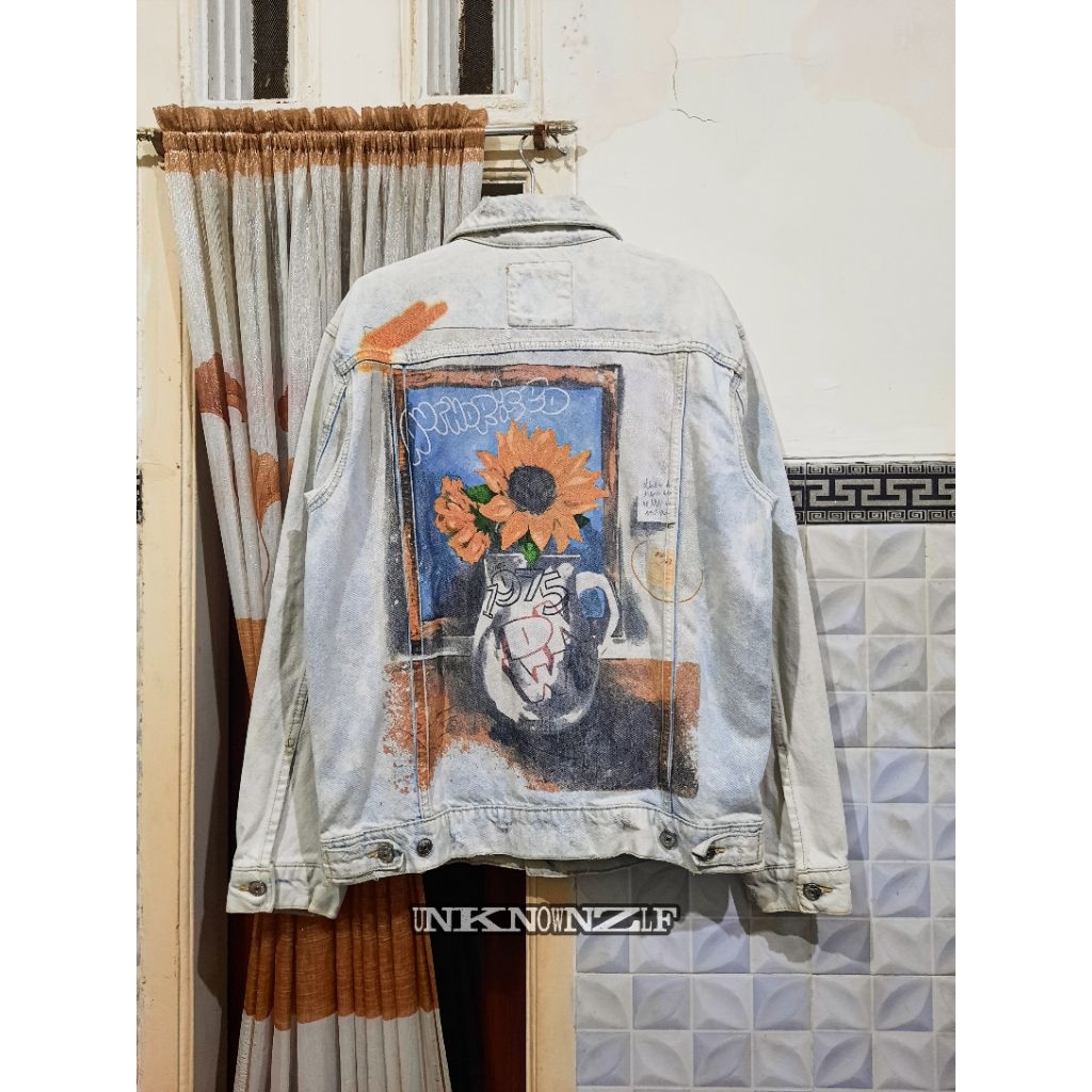 Zara Denim Jacket Graffiti DNWR Light Blue
