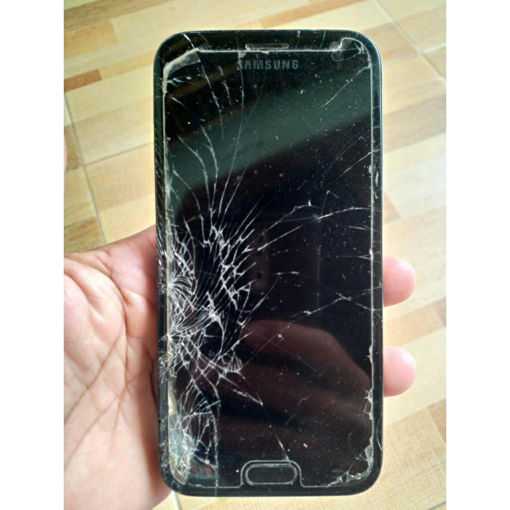 Samsung j3 pro minus lcd.