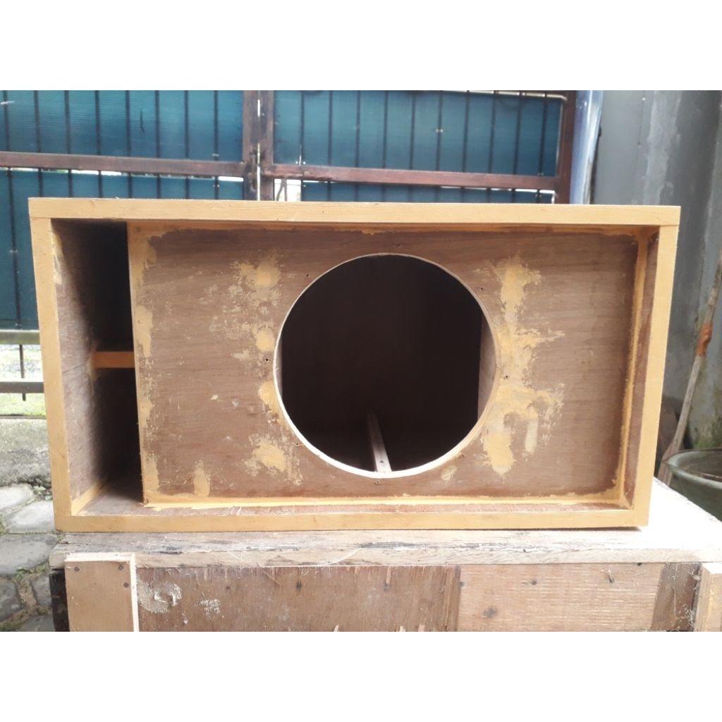 box subwoofer 10 inch